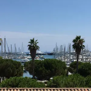 Terrasse Magnifique Vue Et Yachts Apartment